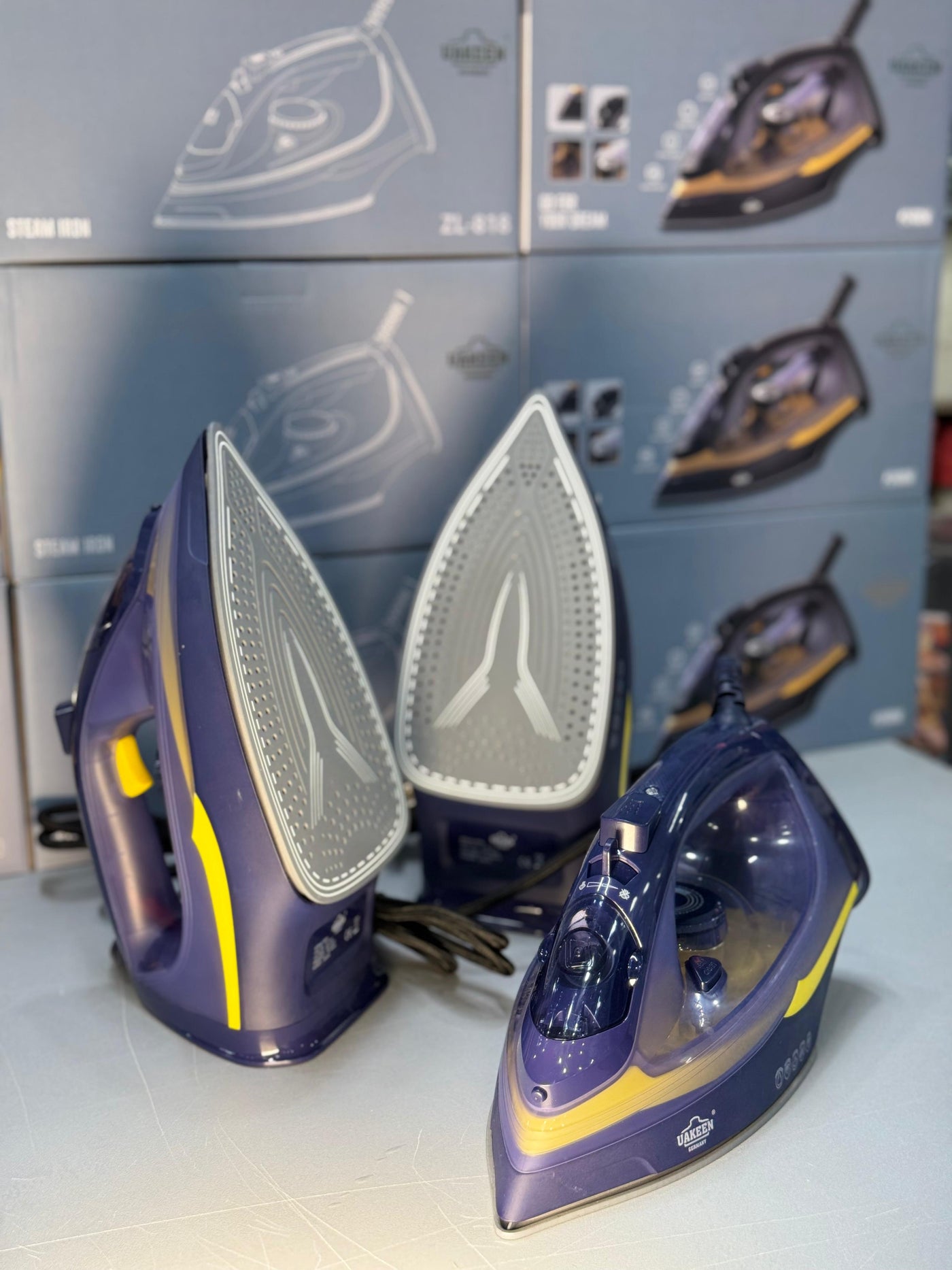 Uakeen Germany Steam Iron ZL-818 - Luxury Choice